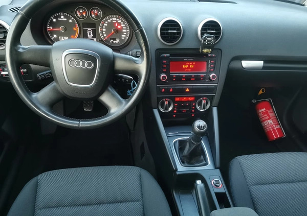 Audi A3 cena 30500 przebieg: 194000, rok produkcji 2010 z Dębica małe 596